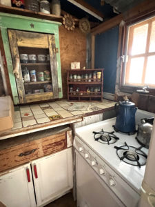 cabin kitchenette 